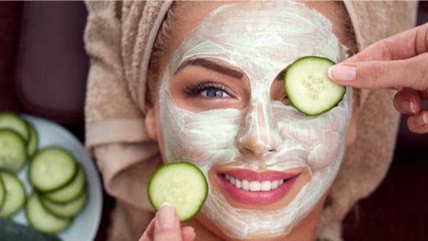 Hydrating natural remedies for sensitive skin in heat