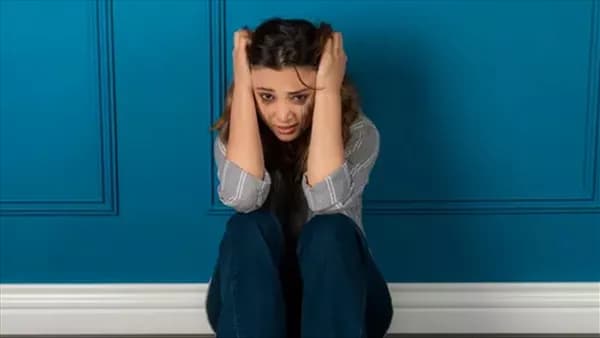 When do mood swings indicate a mental disorder