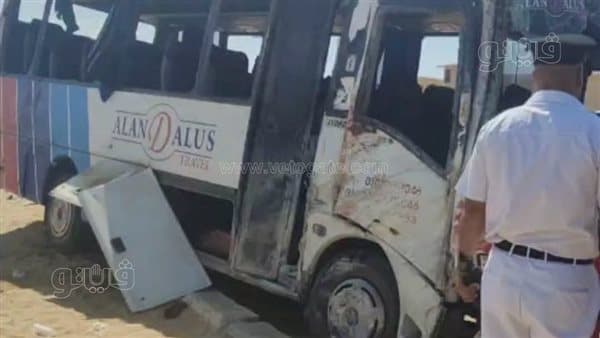 Bus overturns on Matrouh road, 1 dead