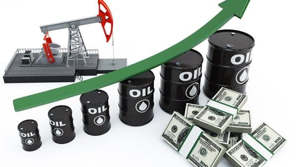Oil prices keep climbing globally
