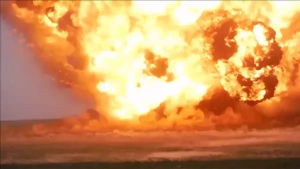 Russian Defense Conducts Night Attack on Ukrainian Supply Ports