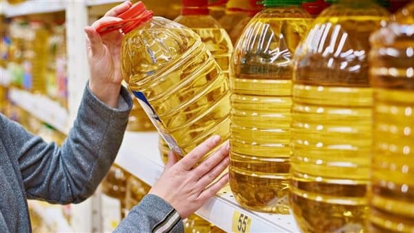 Soybean meal drops 1,000 lbs and oil prices today