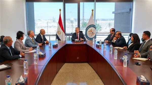 وزير البترول يناقش مع إكسون موبيل تنفيذ مذكرة قبرص