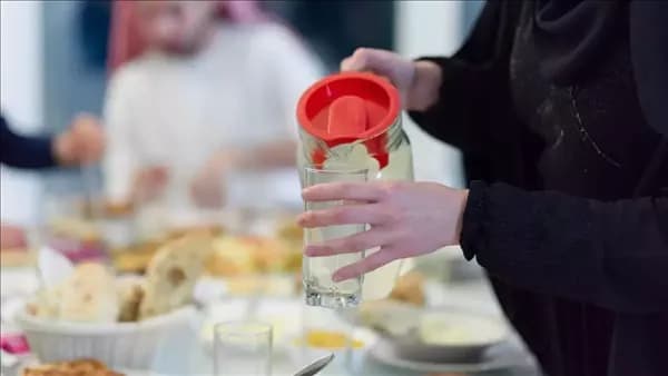 Water intake during meals linked to fullness