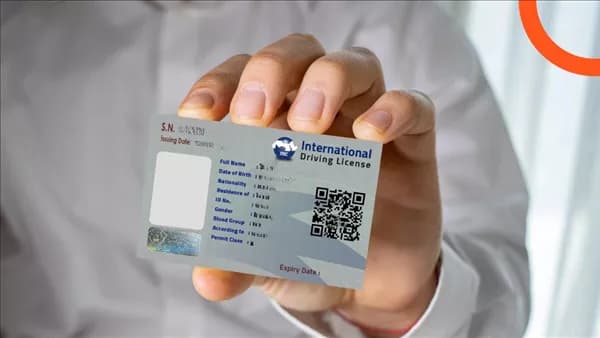 إجراءات ومتطلبات رخصة القيادة الدولية 2026