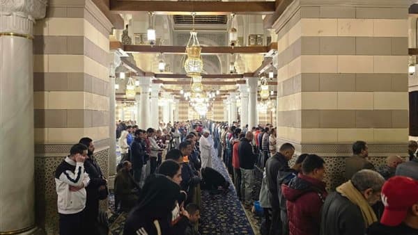Maghrib and Isha prayer times in Cairo and regions on August 17