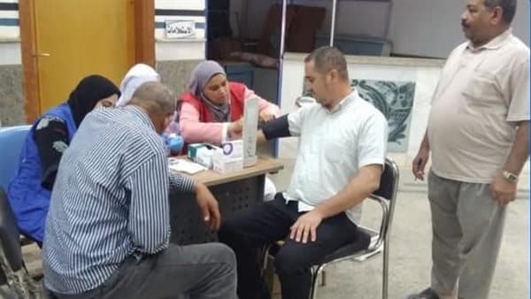 100 يوم صحة تقدم خدمات في الوادي