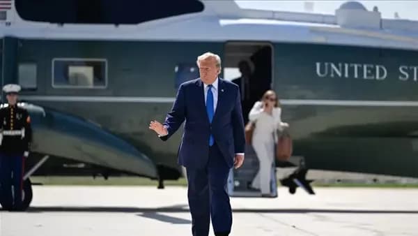 Trump details secret plane change in Turkey