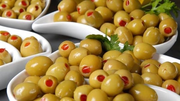 Simple Recipe for Quick Pickled Olives