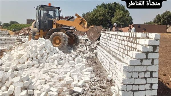 Rapid removal of encroachments in Abu al-Nimr and Minshat al-Qanater
