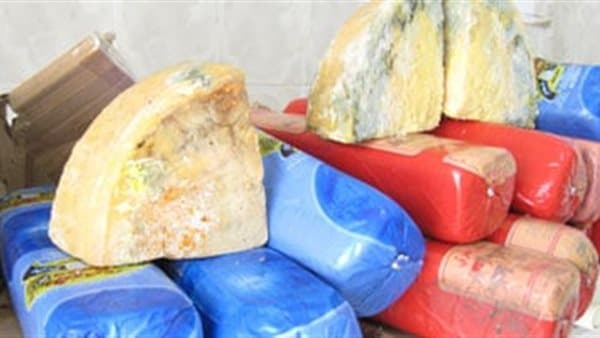 Expert explains causes of spoiled food spread