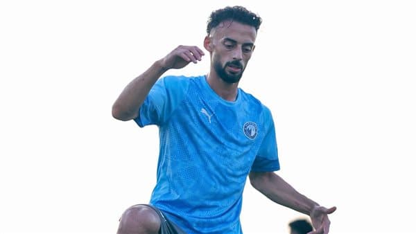 Ahmad Abdelkader chairs Pyramid in friendlyvs Enppi Al-Sharqiya