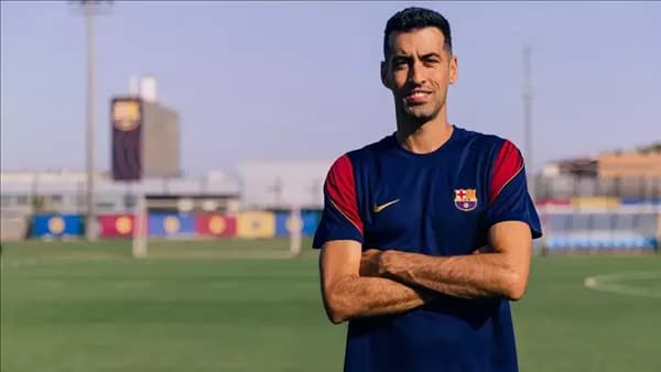 Busquets joins Barcelona B coaching staff