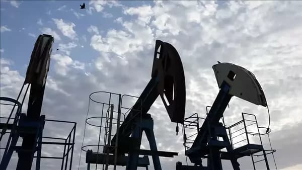Oil rises on Iran war concerns
