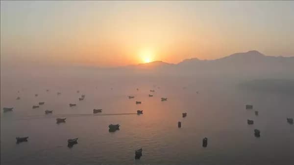 Navigation data in the Strait of Hormuz