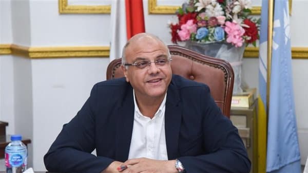 محافظ الإسكندرية يعلن توفير 5 فرص عمل للشباب منها 3 لذوي الهمم