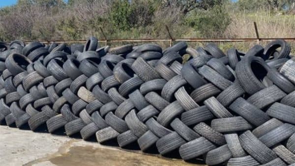 Rubber waste export duty set at 5,000 pounds per ton
