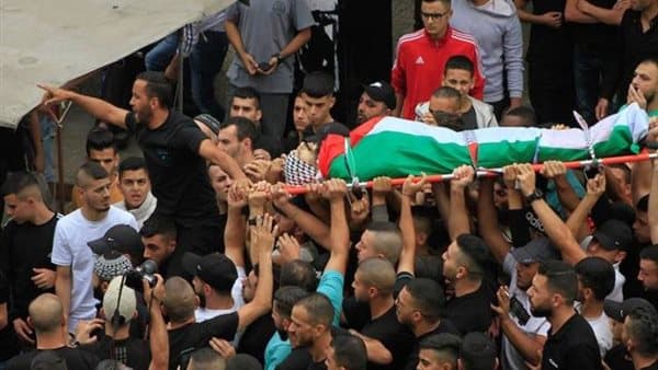تشييع 50 شهيدا من غزة بعد سنوات