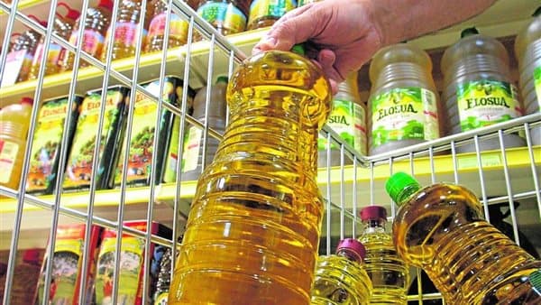 ارتفاع أسعار الزيت اليوم إلى 8 جنيهات