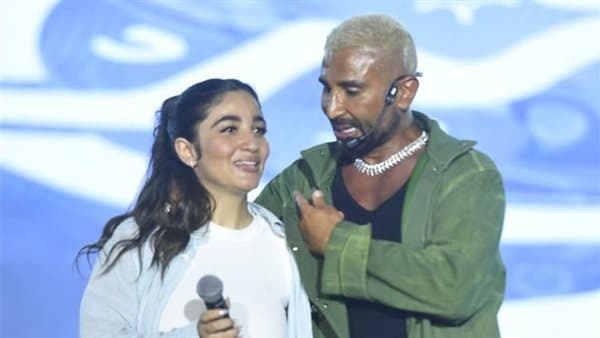 أبناء الفنانين يتحدثون في الحفلات