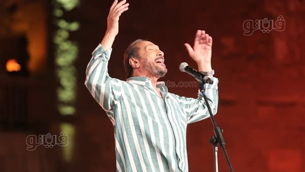 Ali El Hagar performs at Castle Festival