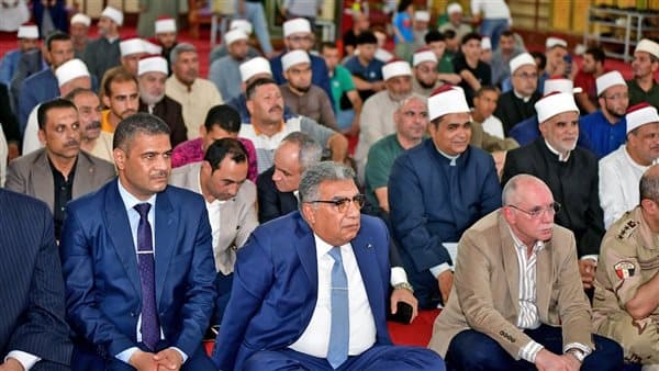 محافظ الدقهلية يشارك في احتفال المولد في مسجد النصر
