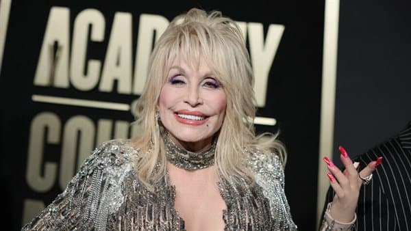 Dolly Parton laid to rest with husband