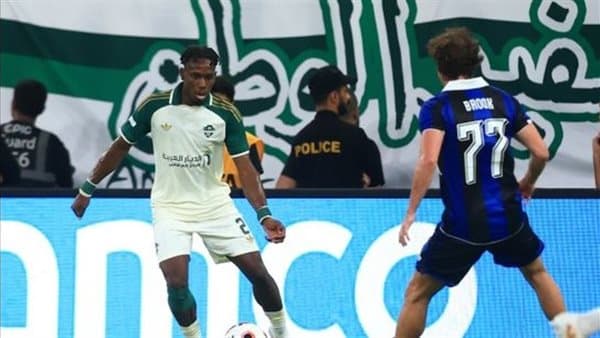 الأهلي وأوكلاند يتعادلان سلبيًا في الشوط الأول