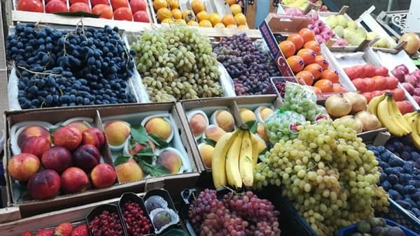Figs and pears challenge grape prices in Egypt