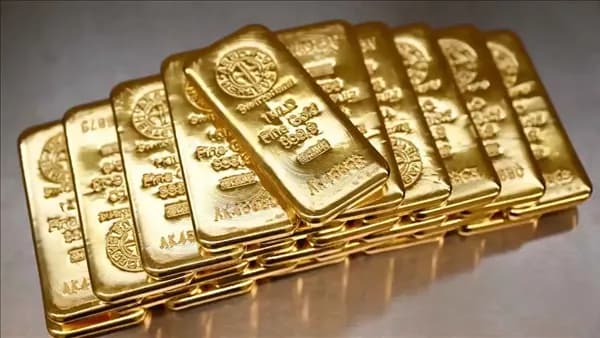 الذهب يتراجع ويعاود الصعود بعد 24 ساعة وسط ترقب تصريحات الفيدرالي