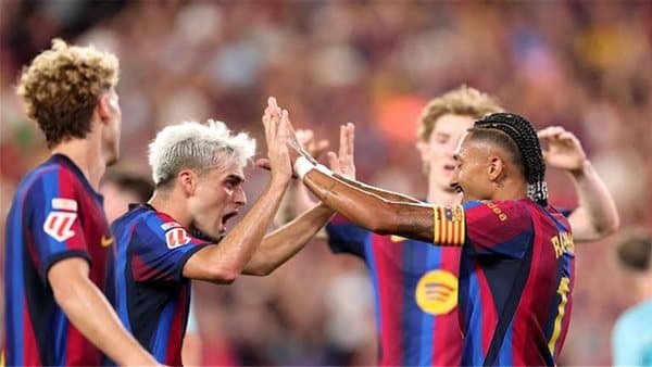 Barcelona beats Athletic Bilbao to lead La Liga