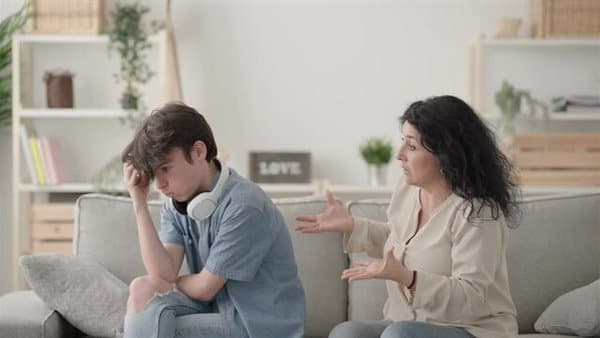 7 common mistakes that block your son's communication