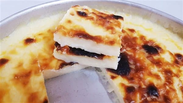 Making El Azizia with Damietta a easy dessert