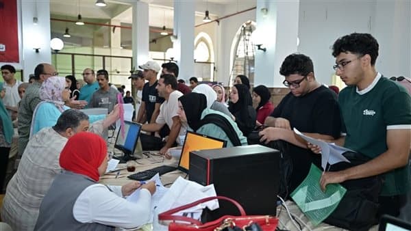 فتح باب التحويل إلى كليات القاهرة لمدة ثلاثة أسابيع