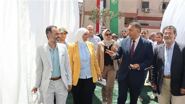 Qalyubia Gov opens Al-Khanka Info Center