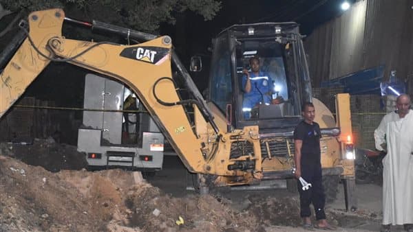Luxor repairs Esna drainage line without disrupting water supply