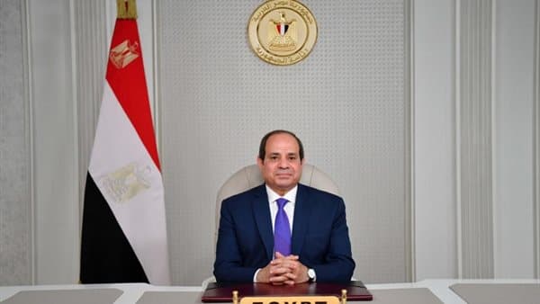 السيسي يوجه بصرف علاوة للمعلمين في سبتمبر
