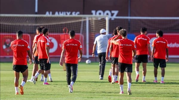 Al-Ahli wraps up training before Al-Mokawloon match