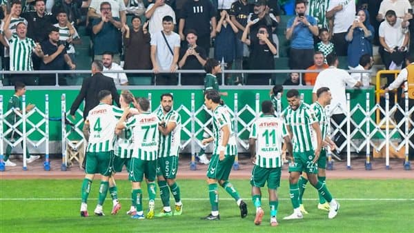 كونيا سبور يتغلب على طرابزون 1-0 بمشاركة صلاح ومصطفى محمد