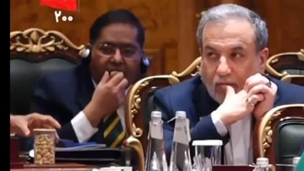 المكسرات تثير حرج بريكس في الهند