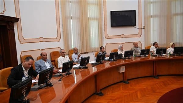 Fayoum University President: Fees Cover a Quarter of Accommodation Costs