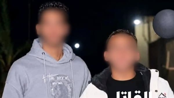 مشادة بين صديقين تنتهي بحرق شاب بالبندقية في ميت غمر