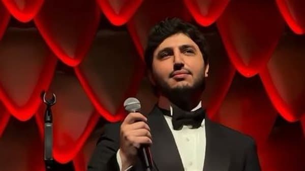 محمد فضل شاكري يبرز في حفل القاهرة