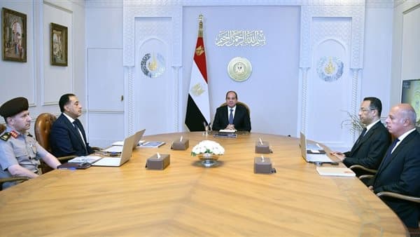 السيسي يوجه بمتابعة منظومة الكارت الموحد وتعزيز استثمارات الحوسبة والذكاء الاصطناعي