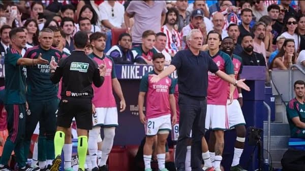 مورينيو يحذر نجوم ريال مدريد