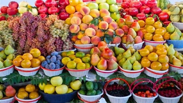 Fruit prices today with imports on display