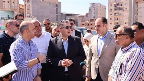 Damietta Governor reviews Nile Corniche project