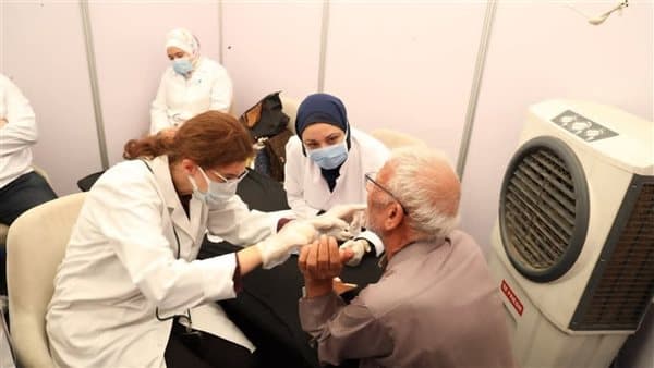فحص 1508 مواطنين في قافلة طبية بالإسماعيلية