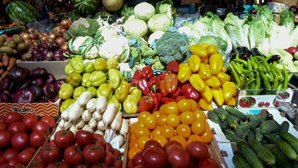 سعر الخضروات اليوم انخفاض الطماطم والفلفل وارتفاع البطاطس