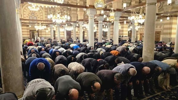 مواقيت صلاة الظهر في مصر اليوم